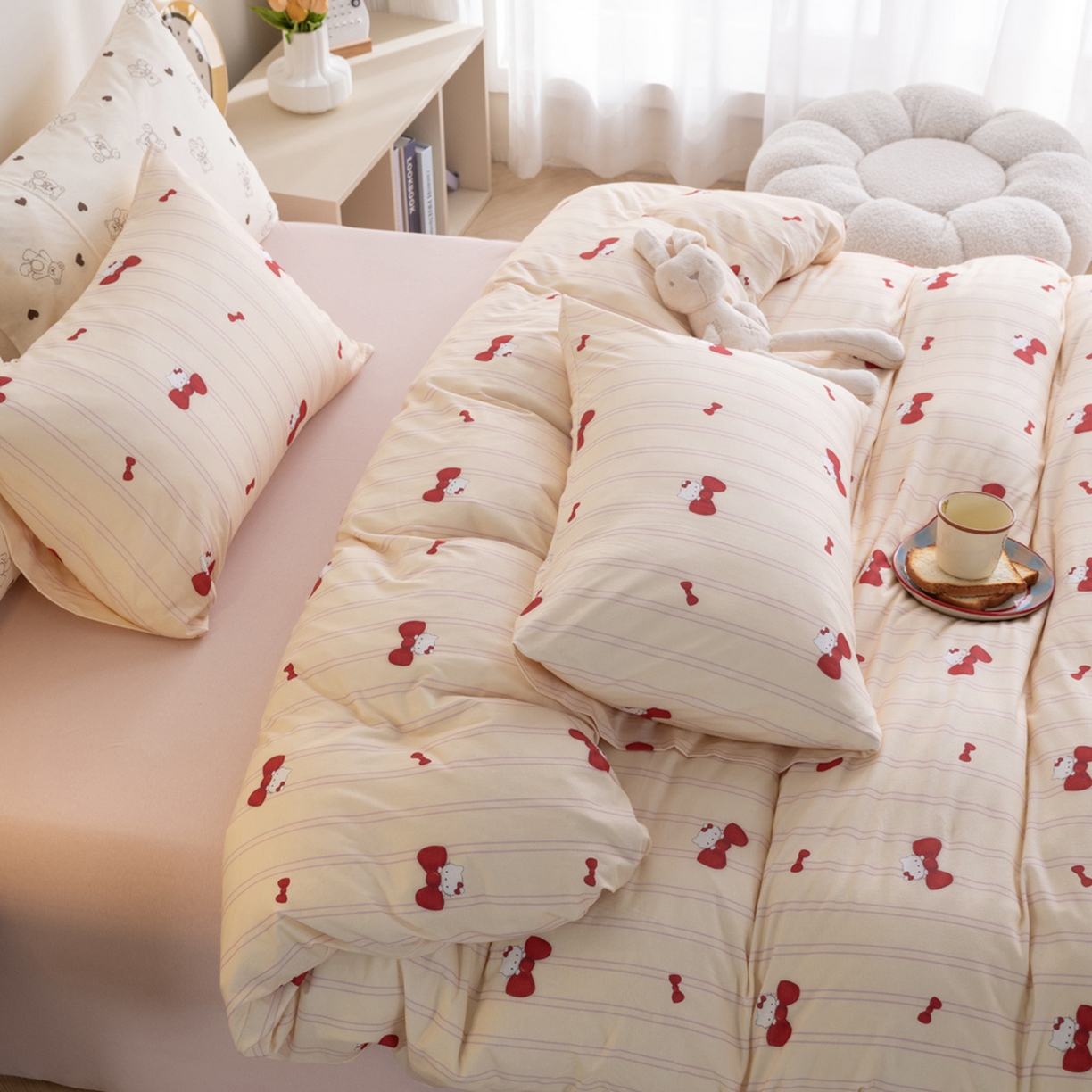 91家纺网 家纺一手货源 找家纺 梦可莱家居 2026新款全棉纯棉针织棉印花可爱卡通系列四件套 蝴蝶猫咪