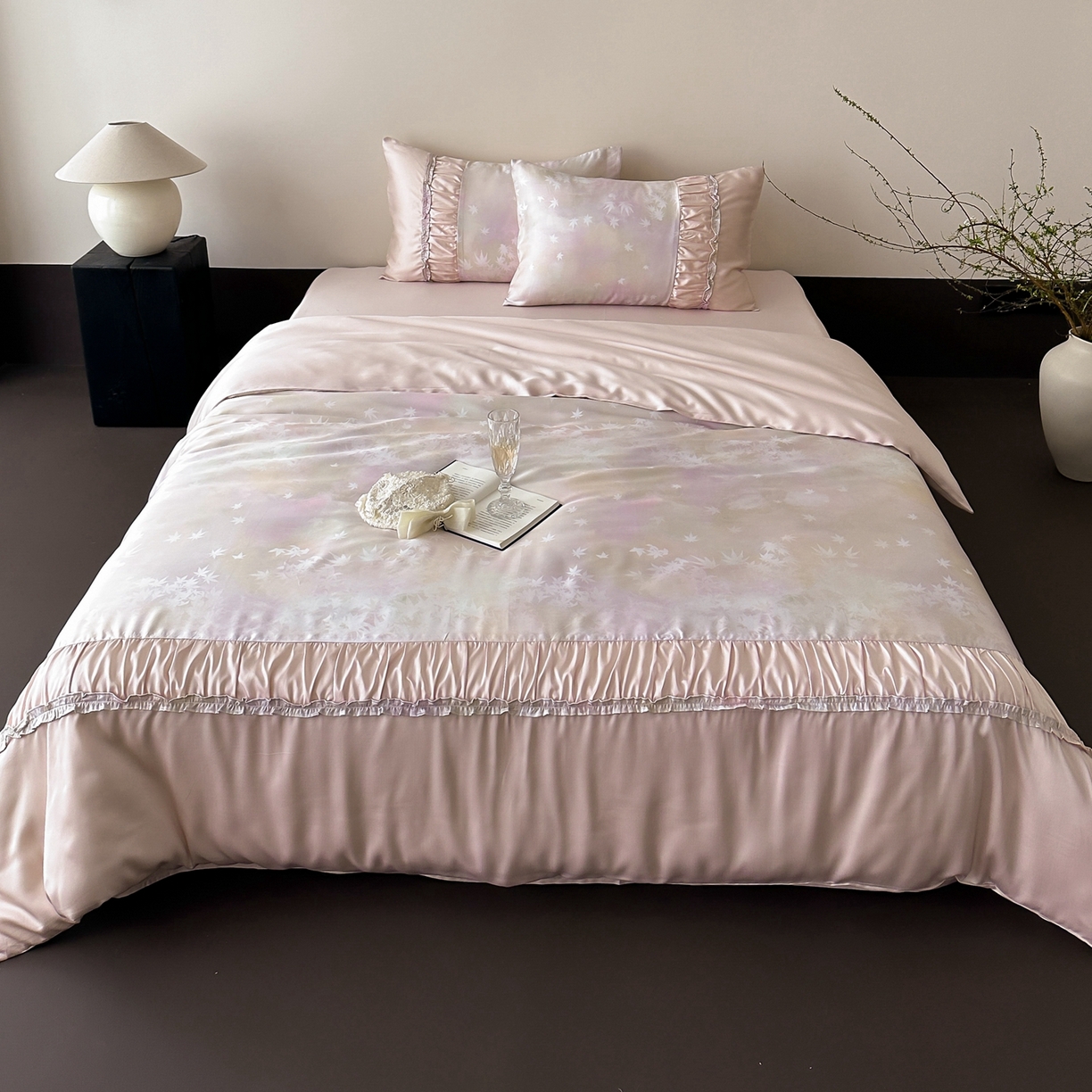 91家纺网 家纺一手货源 找家纺 （总）玉宇阁家居 2026新款兰精天丝印花四件套-薇之白