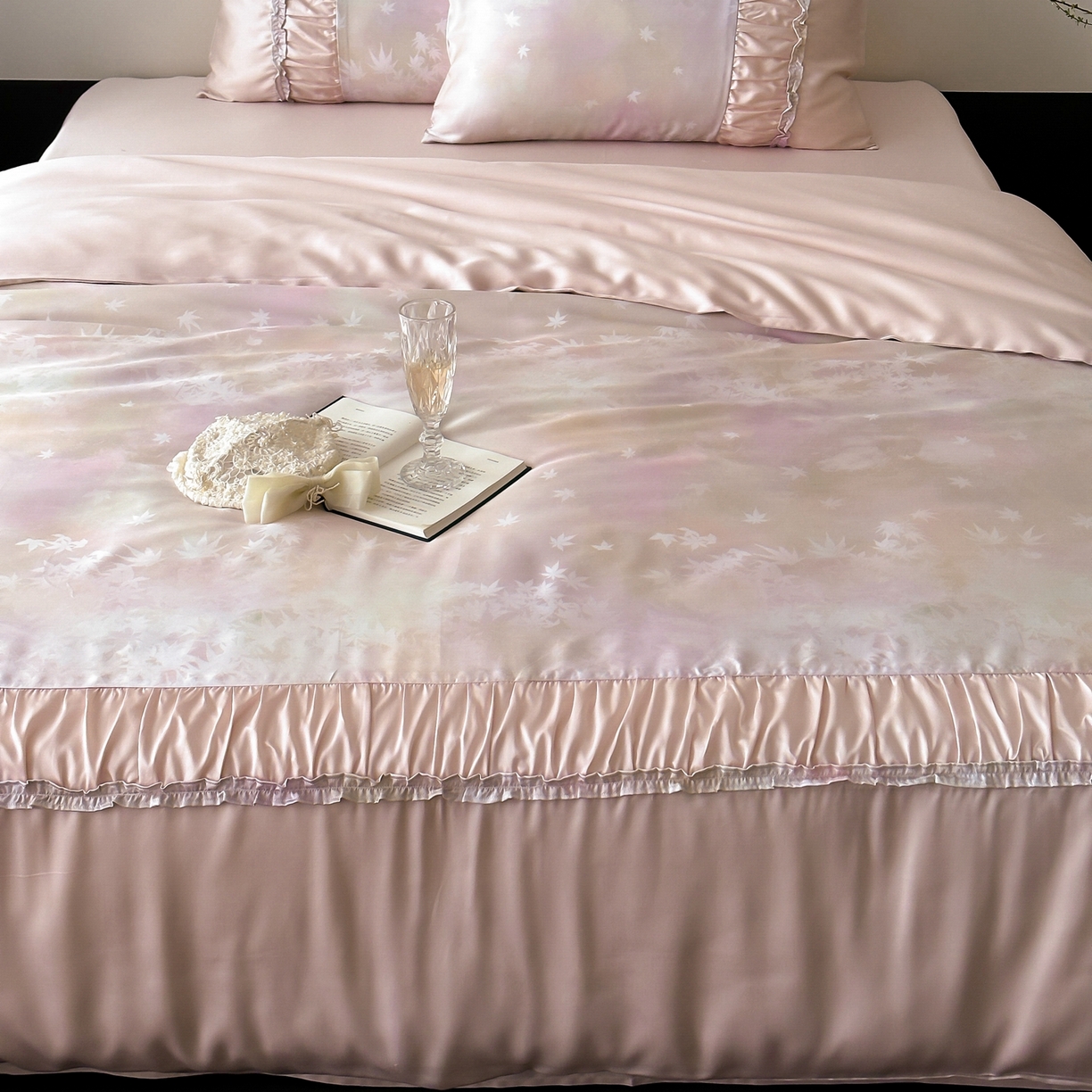 91家纺网 家纺一手货源 找家纺 （总）玉宇阁家居 2026新款兰精天丝印花四件套-薇之白