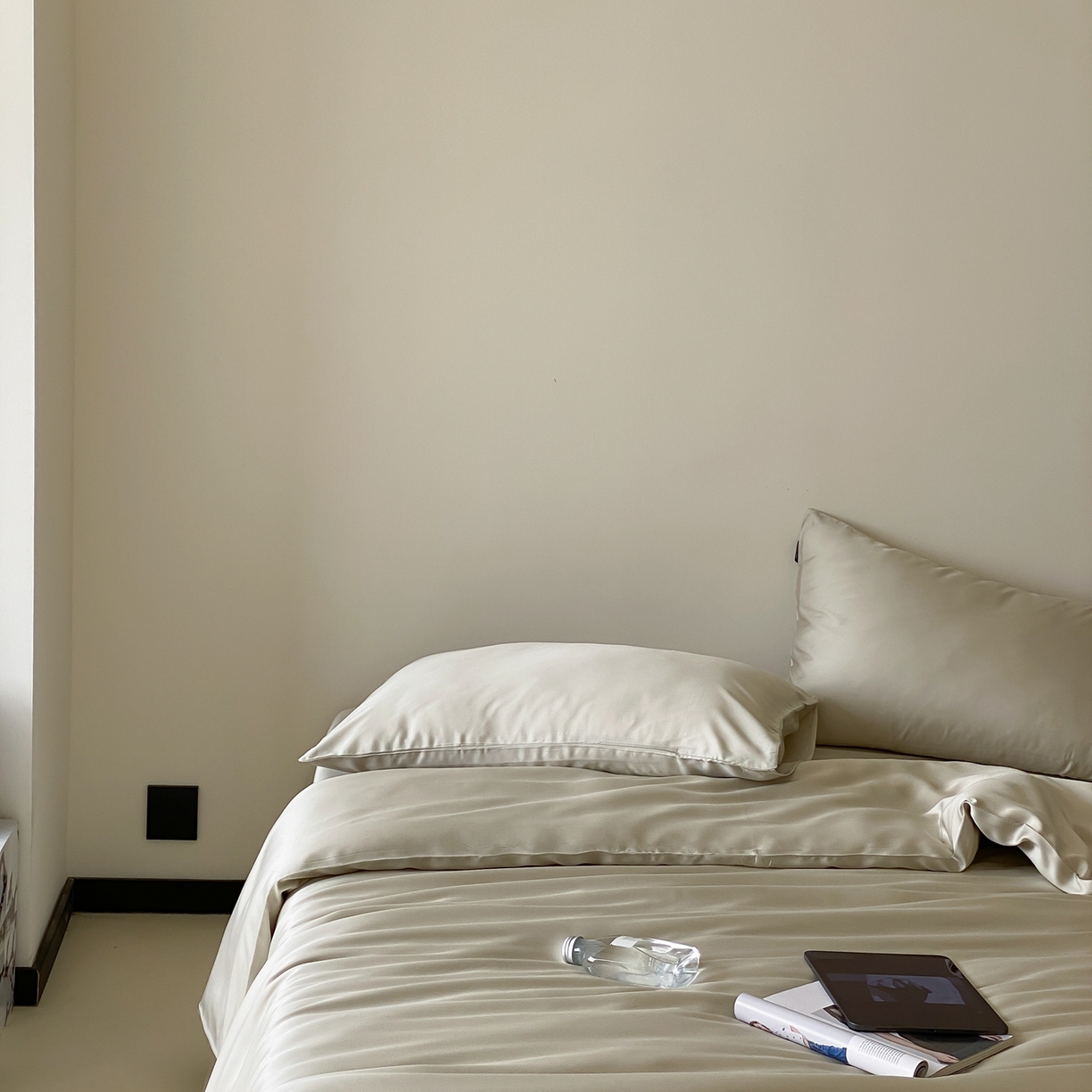 91家纺网 家纺一手货源 找家纺 （总）玉宇阁家居 2026春夏60s兰精天丝拼色四件套