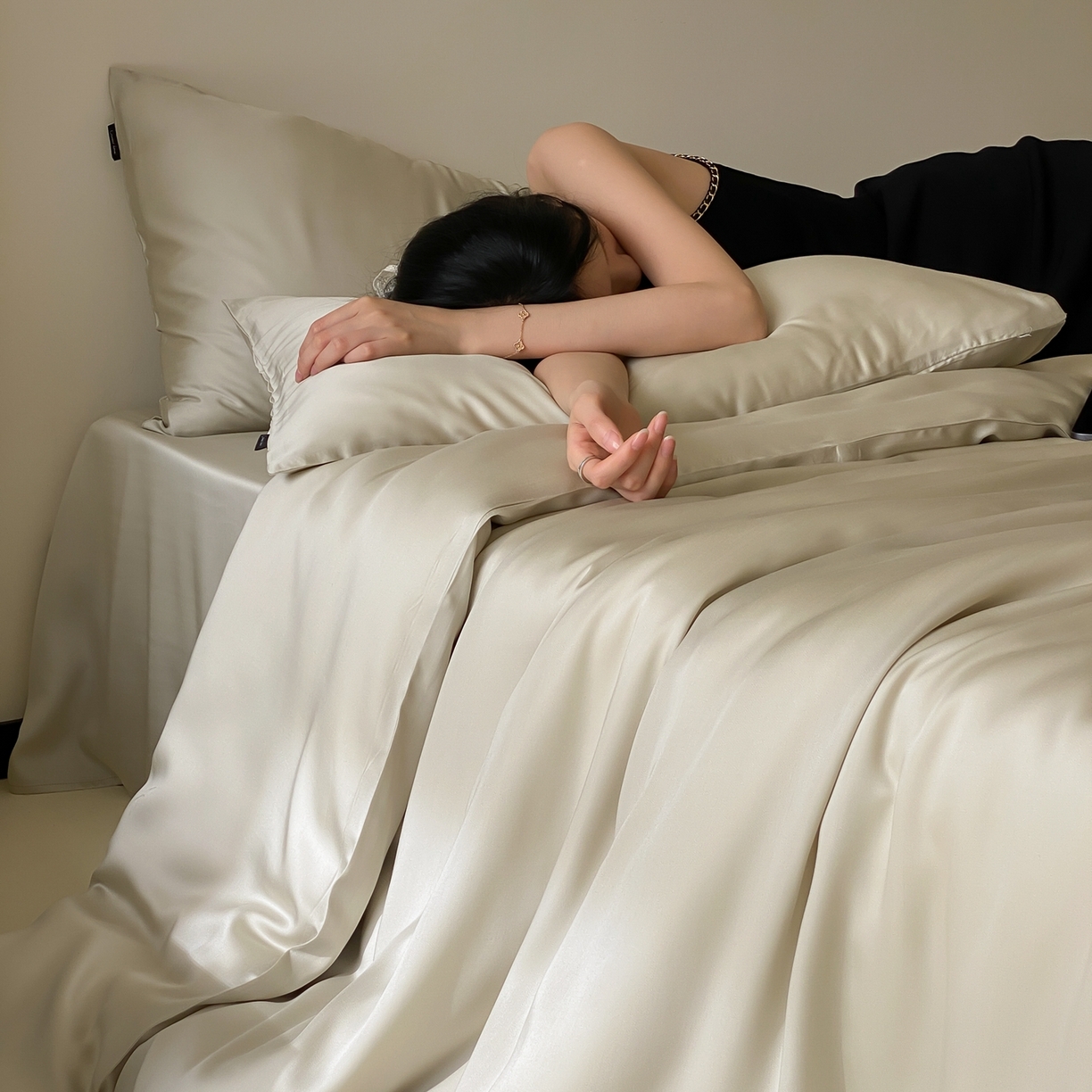 91家纺网 家纺一手货源 找家纺 （总）玉宇阁家居 2026春夏60s兰精天丝拼色四件套