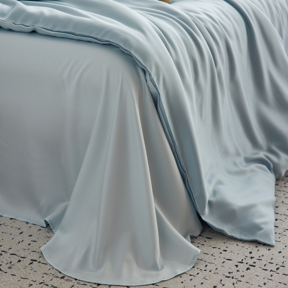 91家纺网 家纺一手货源 找家纺 玉宇阁家居 2026春夏60s兰精天丝拼色四件套 天空-欣蓝