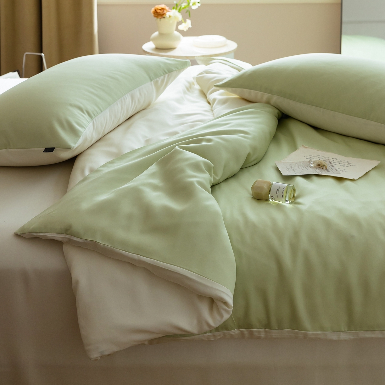 91家纺网 家纺一手货源 找家纺 玉宇阁家居 2026春夏60s兰精天丝拼色四件套 若草乳白