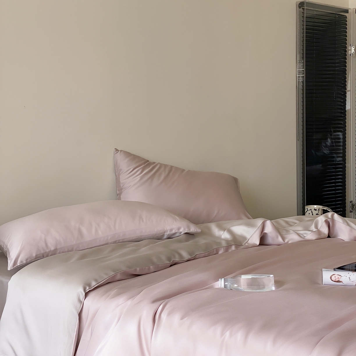 91家纺网 家纺一手货源 找家纺 玉宇阁家居 2026春夏60s兰精天丝拼色四件套 洋气裸粉