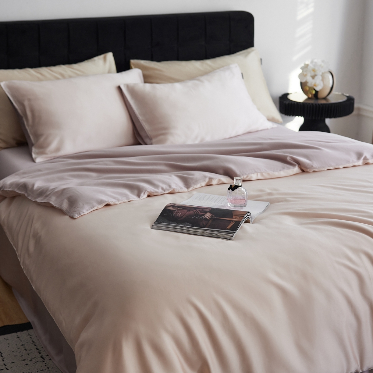 91家纺网 家纺一手货源 找家纺 玉宇阁家居 2026春夏60s兰精天丝拼色四件套 浅杏-星黛紫