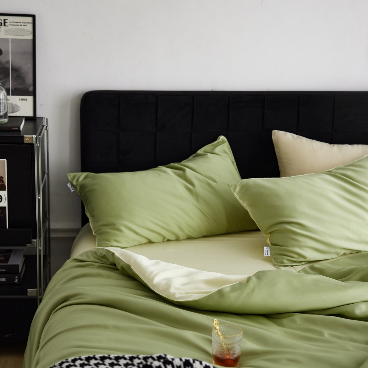 91家纺网 家纺一手货源 找家纺 玉宇阁家居 2026春夏60s兰精天丝拼色四件套 茉莉奶绿