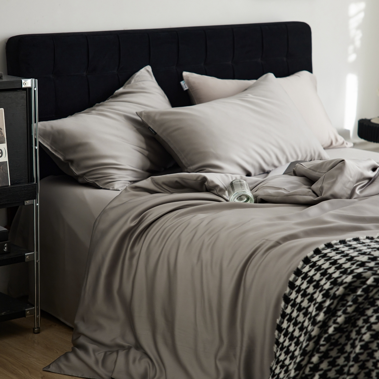 玉宇阁家居 2026春夏60s兰精天丝拼色四件套 岩石灰