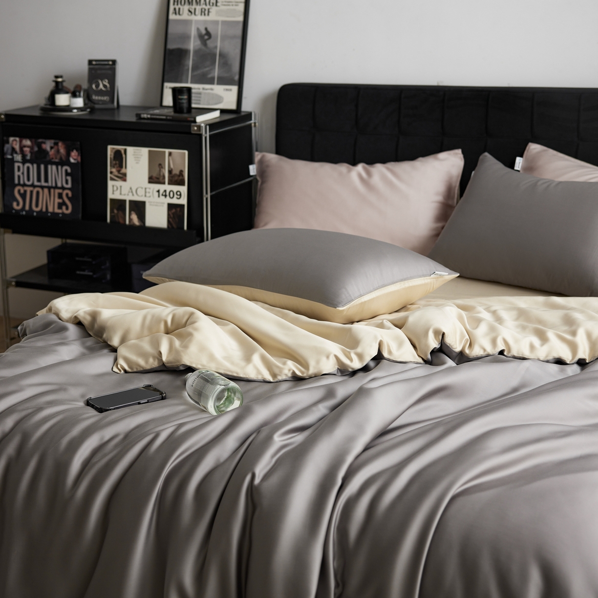 91家纺网 家纺一手货源 找家纺 玉宇阁家居 2026春夏60s兰精天丝拼色四件套 都市灰香槟