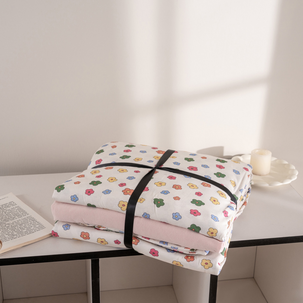 91家纺网 家纺一手货源 找家纺 梦可莱家居 2026新款全棉纯棉针织棉印花可爱卡通系列四件套 七彩花