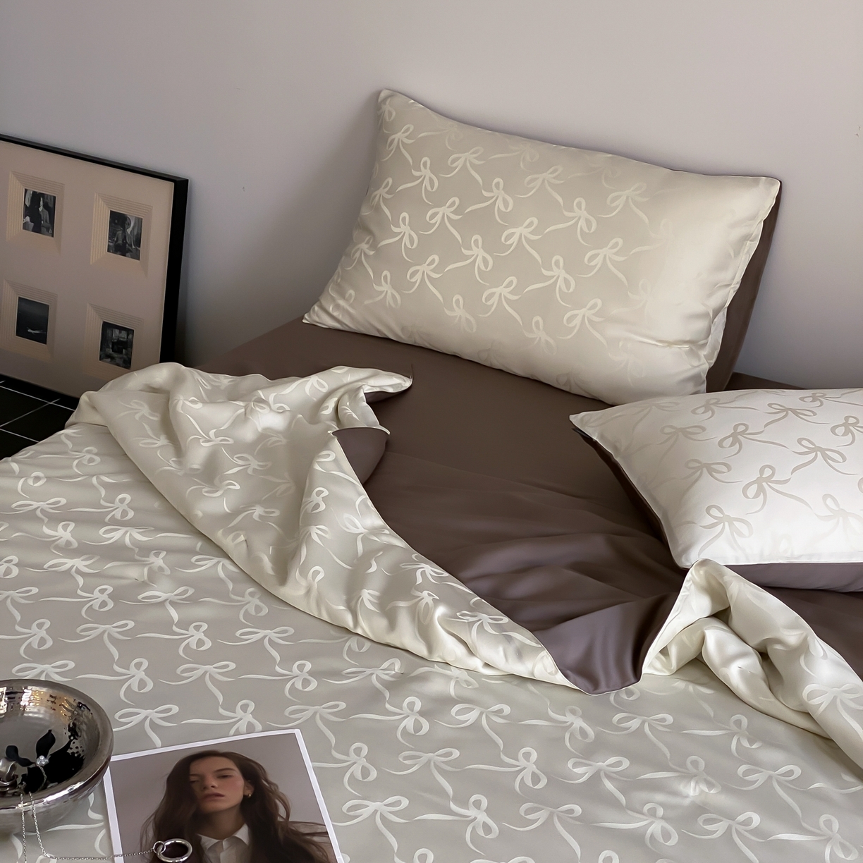 91家纺网 家纺一手货源 找家纺 玉宇阁家居 2026新款60s兰精天丝提花夏被夏凉被空调被四件套-半岛茶 半岛茶-松栗奶油