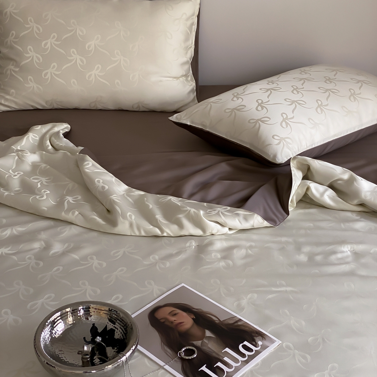 91家纺网 家纺一手货源 找家纺 玉宇阁家居 2026新款60s兰精天丝提花夏被夏凉被空调被四件套-半岛茶 半岛茶-松栗奶油