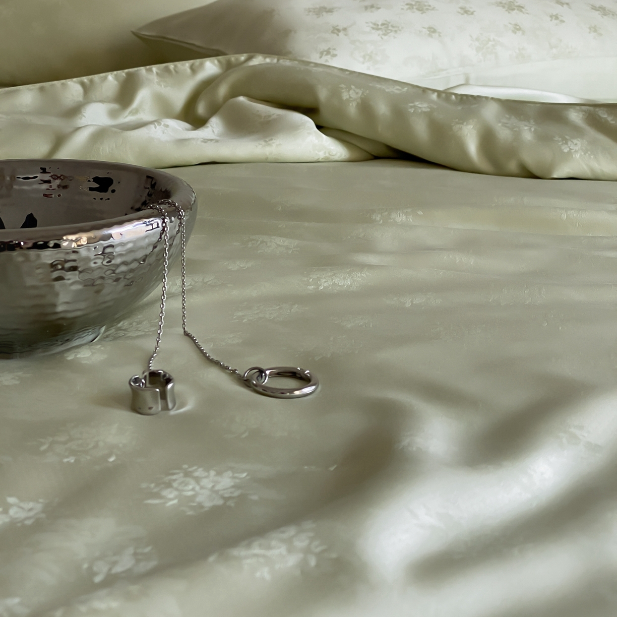 91家纺网 家纺一手货源 找家纺 玉宇阁家居 2026新款60s兰精天丝提花夏被夏凉被空调被四件套-半岛茶 花影