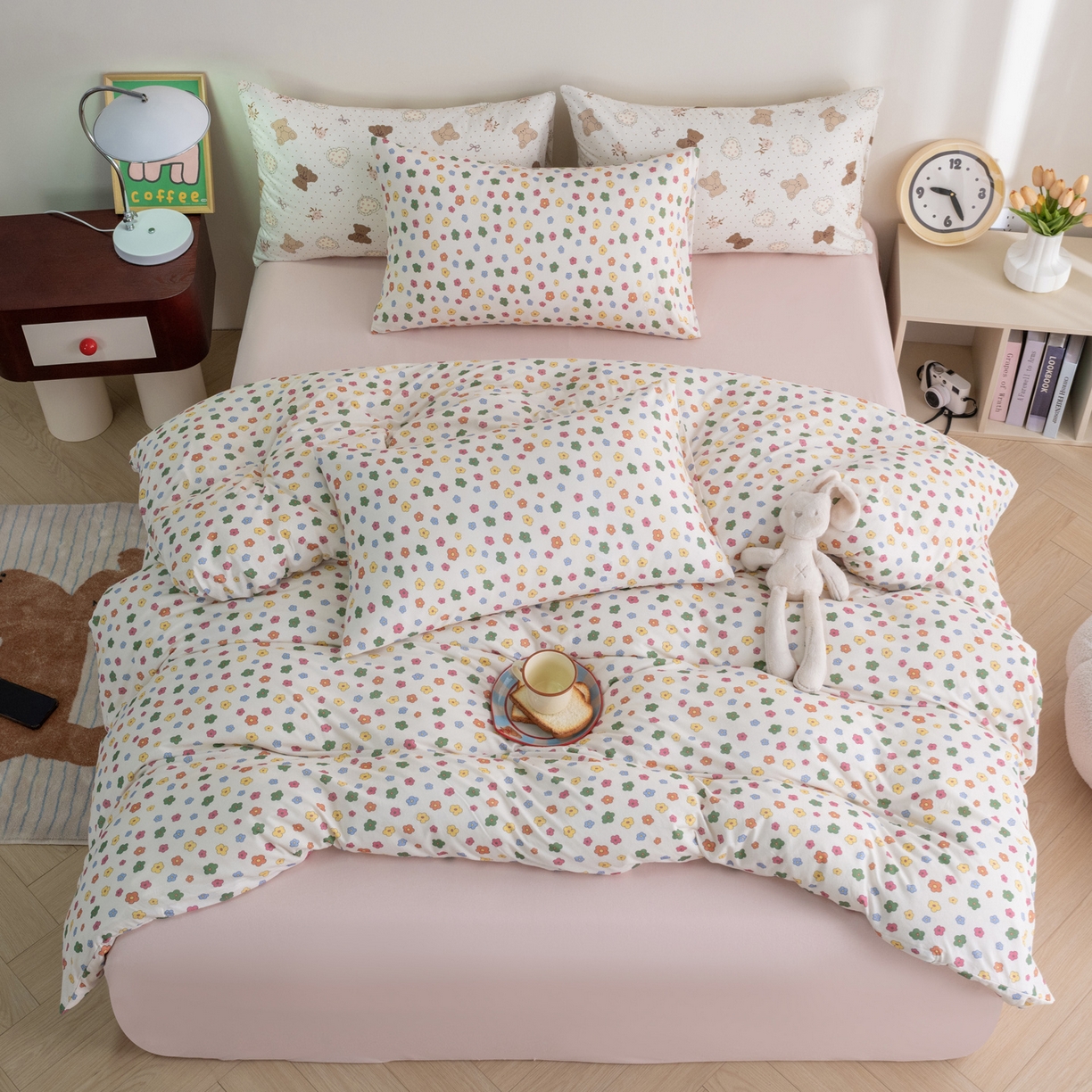 91家纺网 家纺一手货源 找家纺 梦可莱家居 2026新款全棉纯棉针织棉印花可爱卡通系列四件套 七彩花