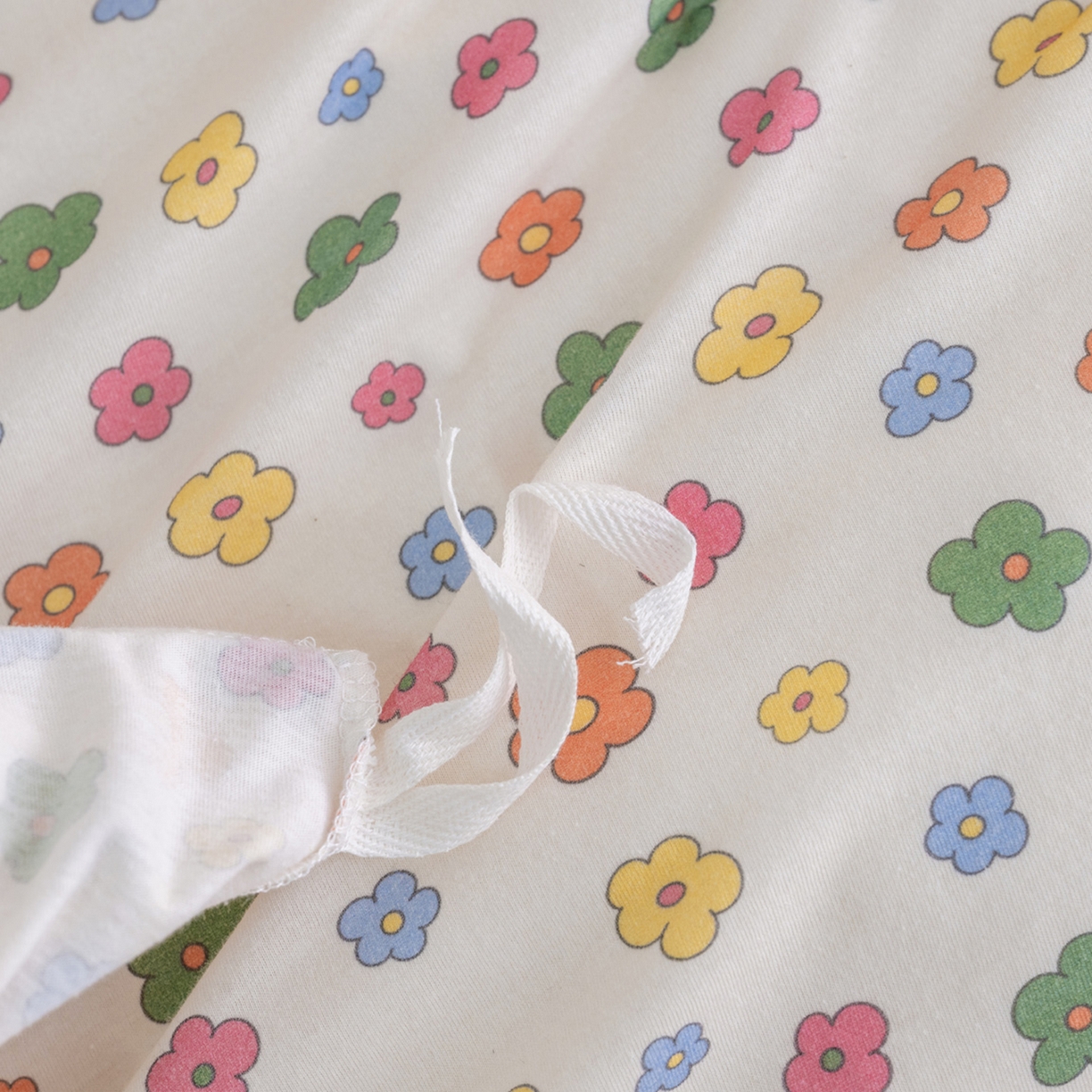 91家纺网 家纺一手货源 找家纺 梦可莱家居 2026新款全棉纯棉针织棉印花可爱卡通系列四件套 七彩花