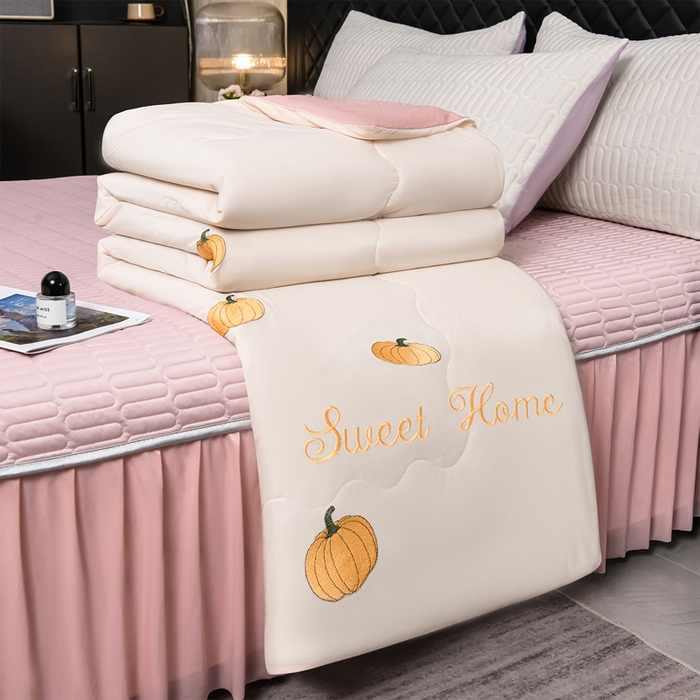 91家纺网 家纺一手货源 找家纺 （总）妮恒美家纺 2026春夏新款凉感丝床盖夏被夏凉被空调被四件套,小南瓜-海蓝灰,小南瓜-浅紫,小南瓜粉灰,小南瓜奶白粉,郁金香-奶白粉,郁金香-奶白海蓝,郁金香粉奶白,郁金香奶白紫