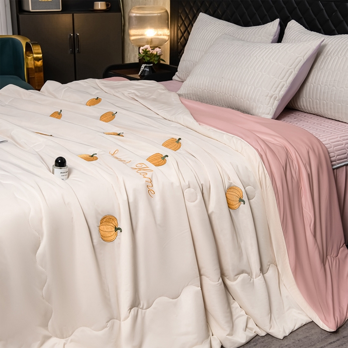 91家纺网 家纺一手货源 找家纺 （总）妮恒美家纺 2026春夏新款凉感丝床盖夏被夏凉被空调被四件套