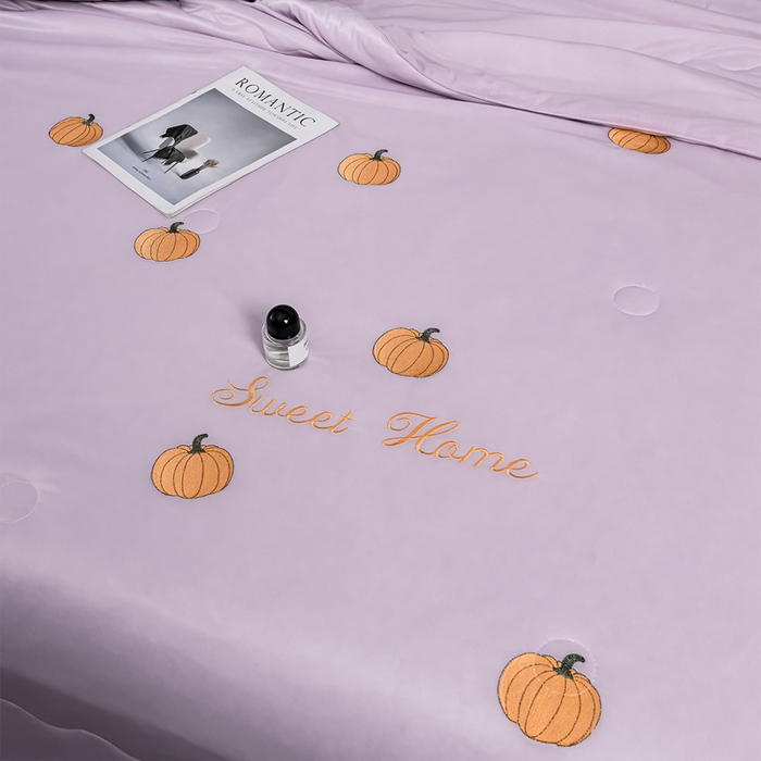 91家纺网 家纺一手货源 找家纺 妮恒美家纺 2026春夏新款凉感丝床盖夏被夏凉被空调被四件套 小南瓜-浅紫