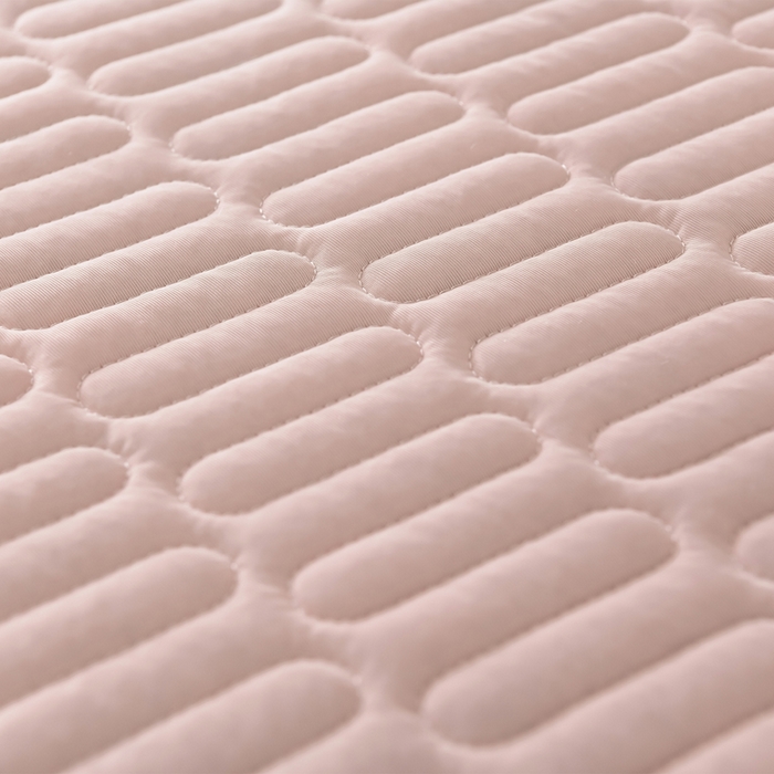 91家纺网 家纺一手货源 找家纺 妮恒美家纺 2026春夏新款凉感丝床盖夏被夏凉被空调被四件套 郁金香-奶白粉