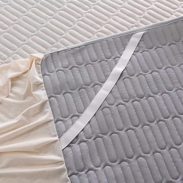 91家纺网 家纺一手货源 找家纺 妮恒美家纺 2026春夏新款凉感丝床盖夏被夏凉被空调被四件套 郁金香粉奶白