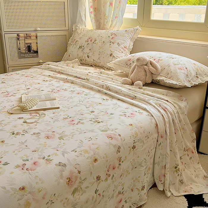 91家纺网 家纺一手货源 找家纺 爱彼家纺 2026春夏新款云感水洗棉床单清新碎花床单三件套 云感-春花秋月