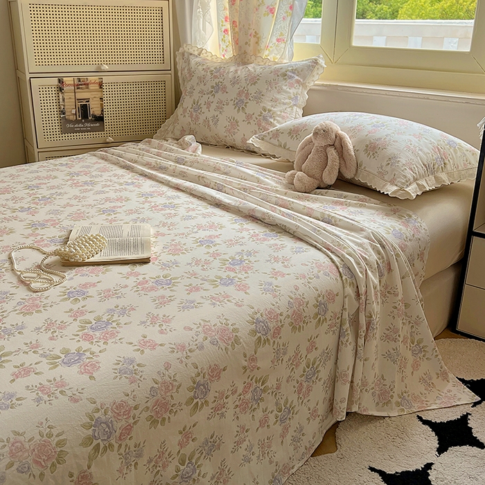 91家纺网 家纺一手货源 找家纺 爱彼家纺 2026春夏新款云感水洗棉床单清新碎花床单三件套 云感-鲜花怒放