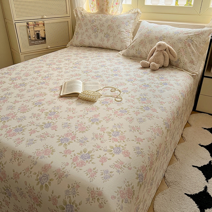 91家纺网 家纺一手货源 找家纺 爱彼家纺 2026春夏新款云感水洗棉床单清新碎花床单三件套 云感-鲜花怒放