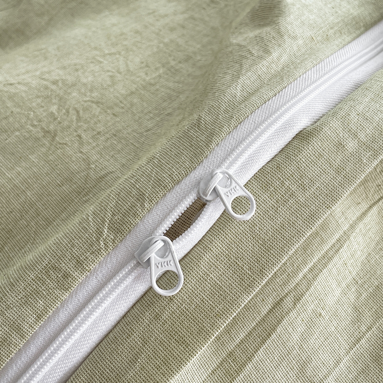 91家纺网 家纺一手货源 找家纺 如一 2026新款棉麻绣花花边款全棉亚麻四件套 花间-绿