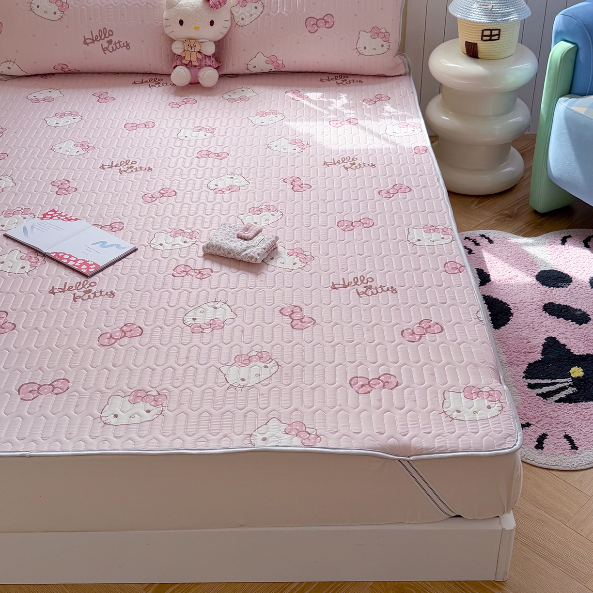 91家纺网 家纺一手货源 找家纺 （总）桃子家居 2026新款A类正版授权三丽鸥高品质凉感丝乳胶席空调软席系列三件套