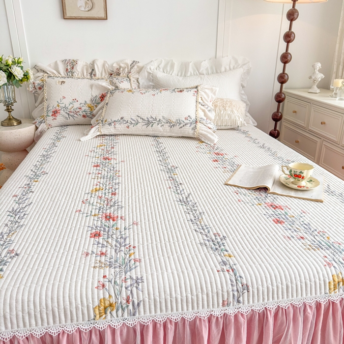 91家纺网 家纺一手货源 找家纺 菊上家纺 2026新款法式田园风蕾丝床裙款四件套 芳菲粉