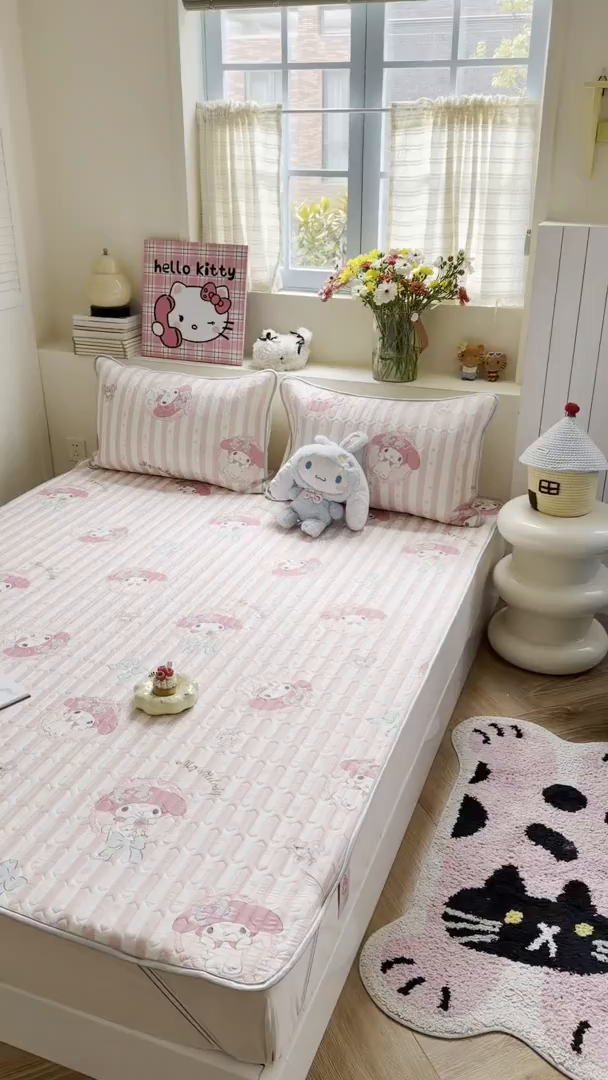 91家纺网 家纺一手货源 找家纺 桃子家居 2026新款A类正版授权三丽鸥高品质凉感丝乳胶席空调软席系列三件套 三丽鸥乳胶席-粉粉美乐蒂