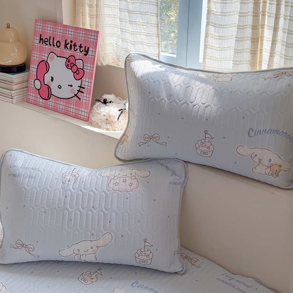 91家纺网 家纺一手货源 找家纺 桃子家居 2026新款A类正版授权三丽鸥高品质凉感丝乳胶席空调软席系列三件套 三丽鸥乳胶席-奶油蓝点大耳狗