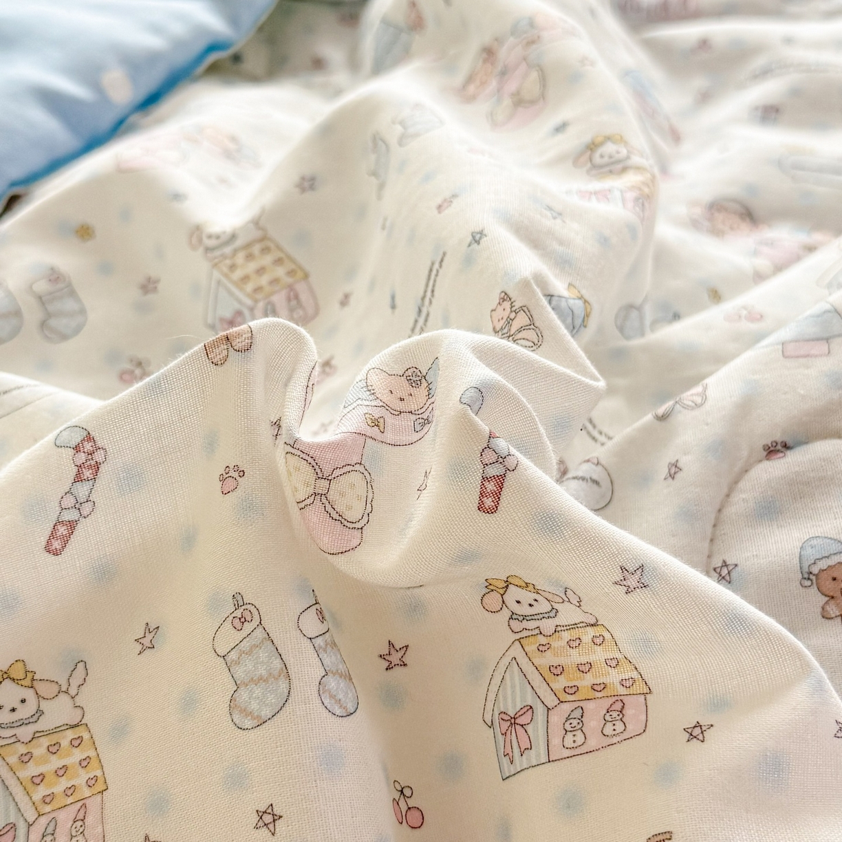 91家纺网 家纺一手货源 找家纺 梵克保罗 2026新款A类全棉双层纱夏被夏凉被空调被 圣诞之夜