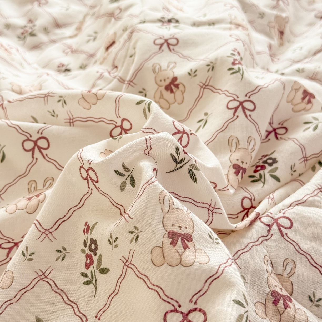 91家纺网 家纺一手货源 找家纺 梵克保罗 2026新款A类全棉双层纱夏被夏凉被空调被 兔精灵