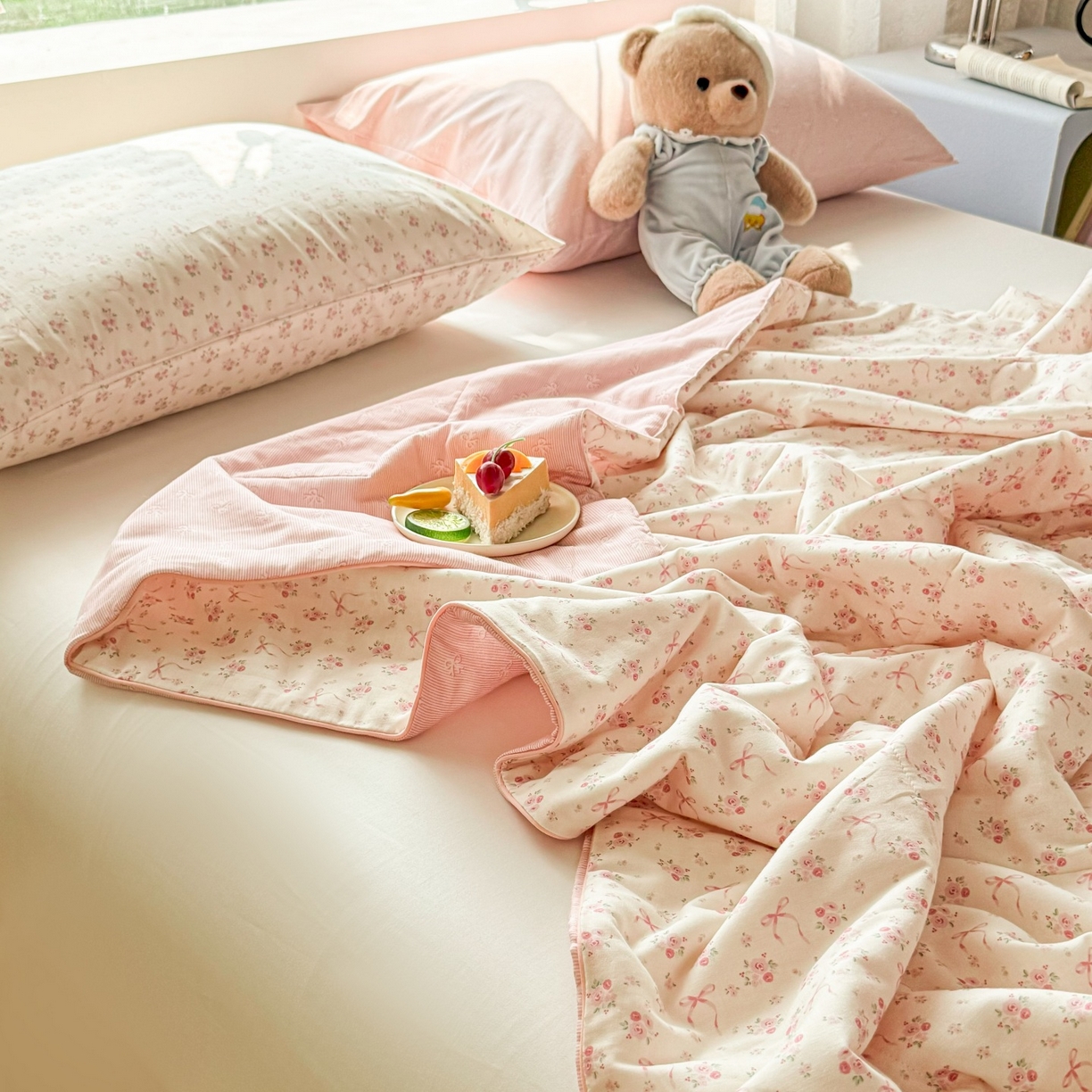 91家纺网 家纺一手货源 找家纺 梵克保罗 2026新款A类全棉双层纱夏被夏凉被空调被 宛如初见