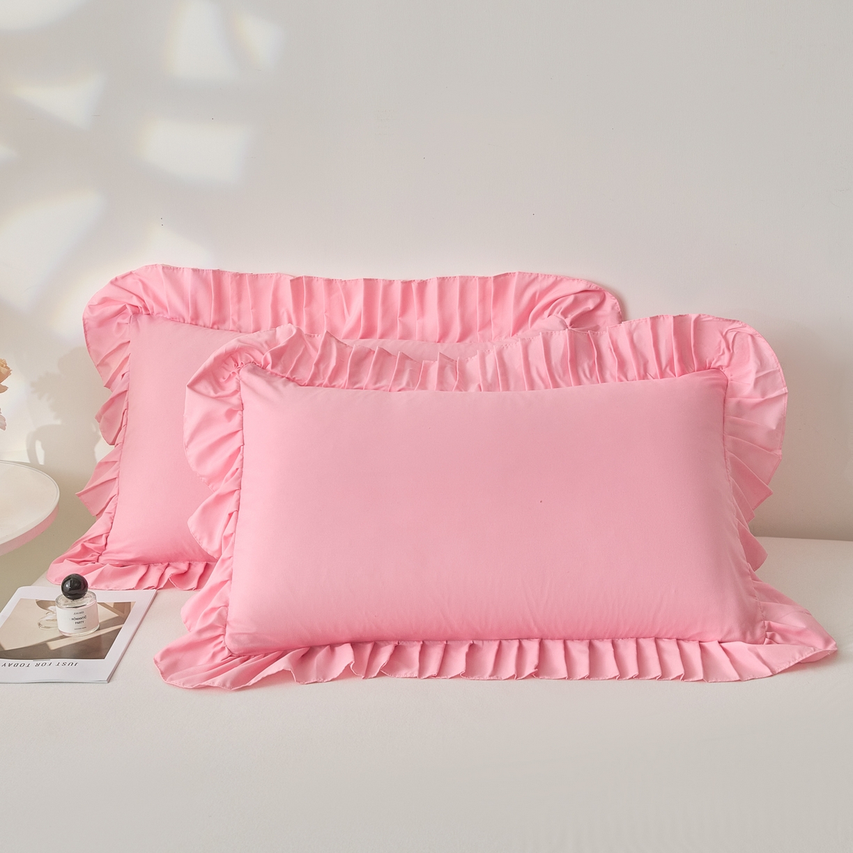 91家纺网 家纺一手货源 找家纺 梵克保罗 2026新款纯色系列花边单枕套 枕套单件 粉色