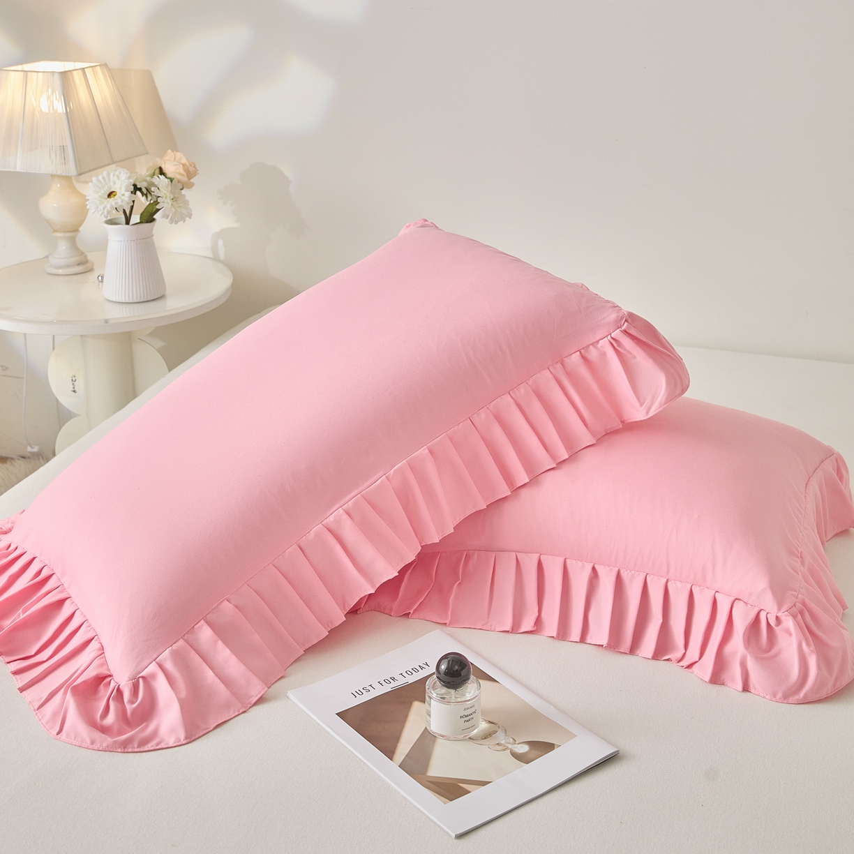 91家纺网 家纺一手货源 找家纺 梵克保罗 2026新款纯色系列花边单枕套 枕套单件 粉色