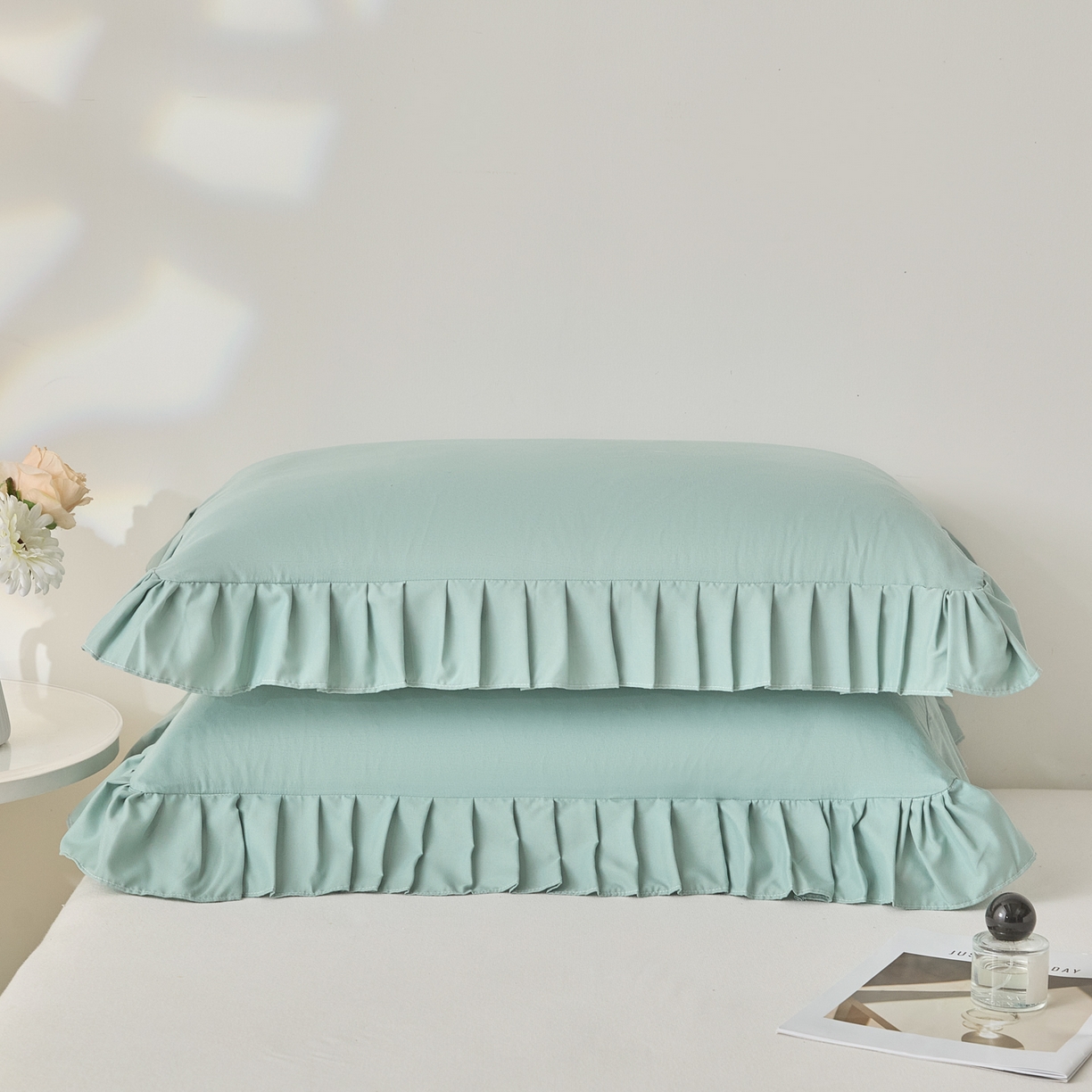 91家纺网 家纺一手货源 找家纺 梵克保罗 2026新款纯色系列花边单枕套 枕套单件 墨绿