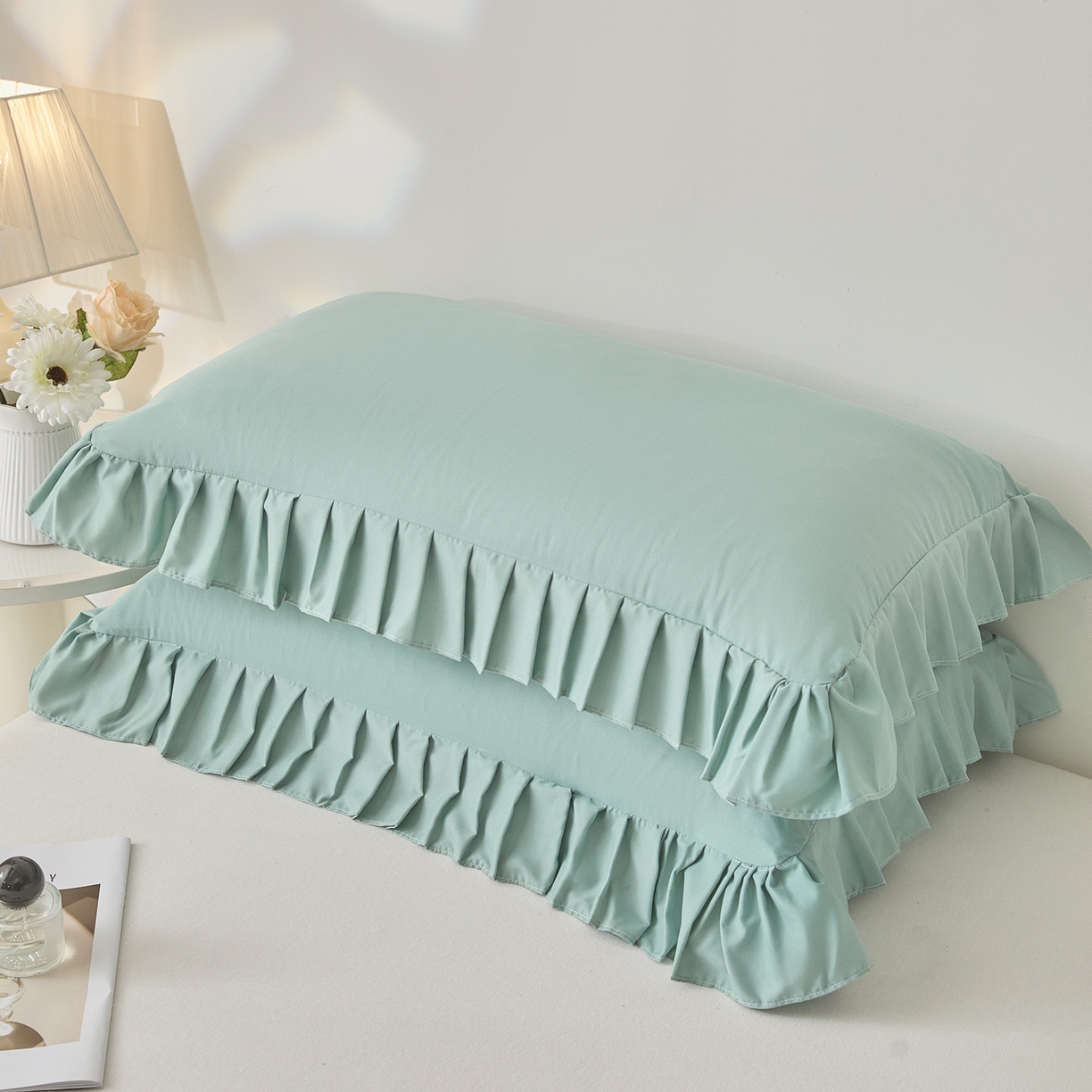 91家纺网 家纺一手货源 找家纺 梵克保罗 2026新款纯色系列花边单枕套 枕套单件 墨绿