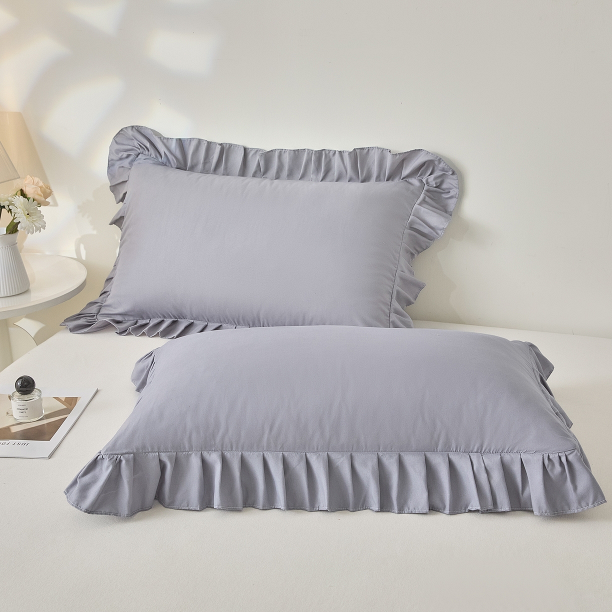 91家纺网 家纺一手货源 找家纺 梵克保罗 2026新款纯色系列花边单枕套 枕套单件 浅灰