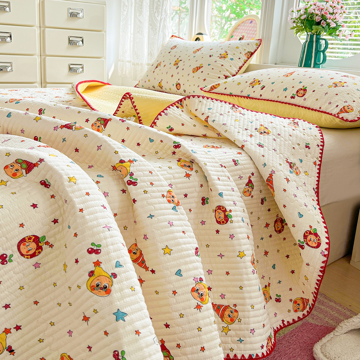 91家纺网 家纺一手货源 找家纺 恒尚居 2026新款A类贝壳绣泡芙纱床盖四套件泡芙棉双层纱床垫床褥 奶黄星星人