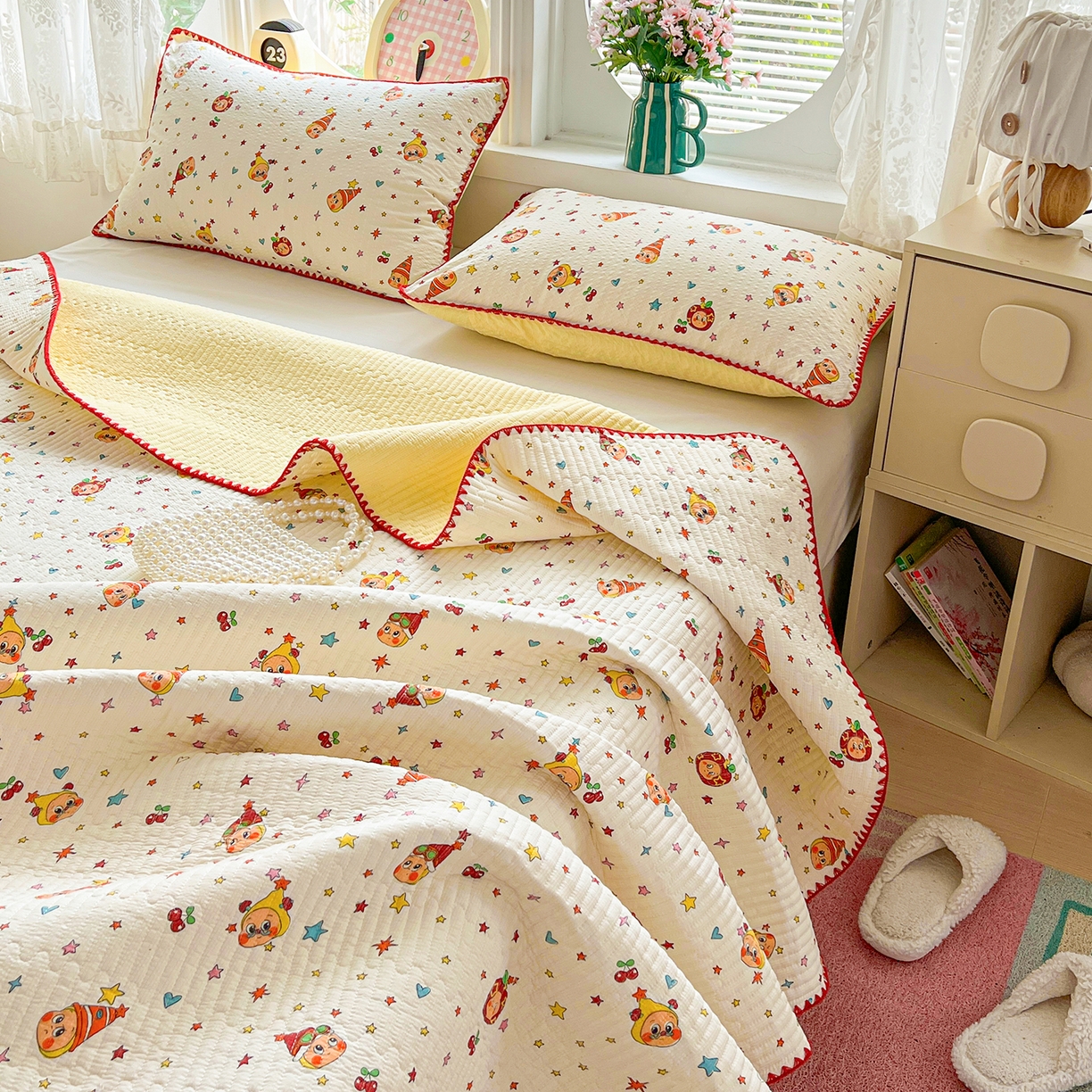 91家纺网 家纺一手货源 找家纺 恒尚居 2026新款A类贝壳绣泡芙纱床盖四套件泡芙棉双层纱床垫床褥 奶黄星星人