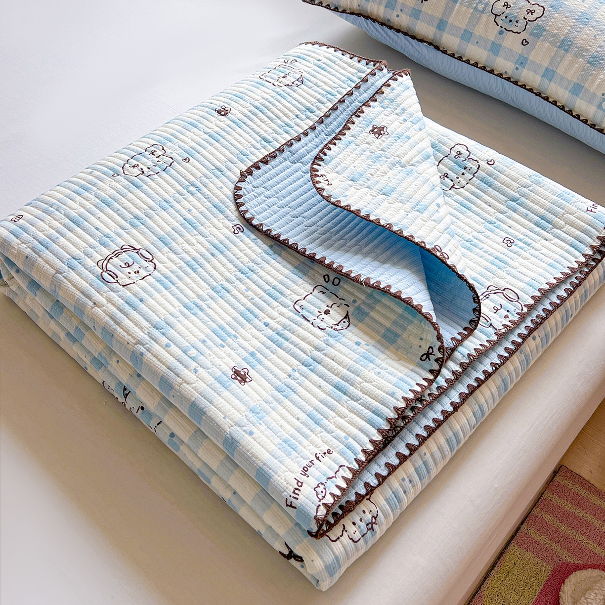 91家纺网 家纺一手货源 找家纺 恒尚居 2026新款A类贝壳绣泡芙纱床盖四套件泡芙棉双层纱床垫床褥 兰格奶狗