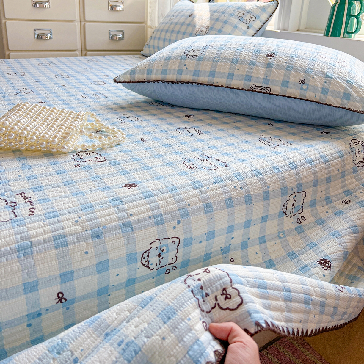 91家纺网 家纺一手货源 找家纺 恒尚居 2026新款A类贝壳绣泡芙纱床盖四套件泡芙棉双层纱床垫床褥 兰格奶狗