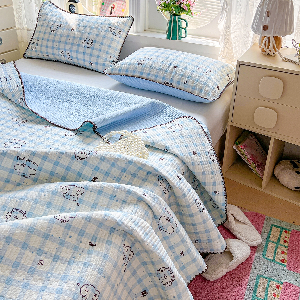 91家纺网 家纺一手货源 找家纺 恒尚居 2026新款A类贝壳绣泡芙纱床盖四套件泡芙棉双层纱床垫床褥 兰格奶狗