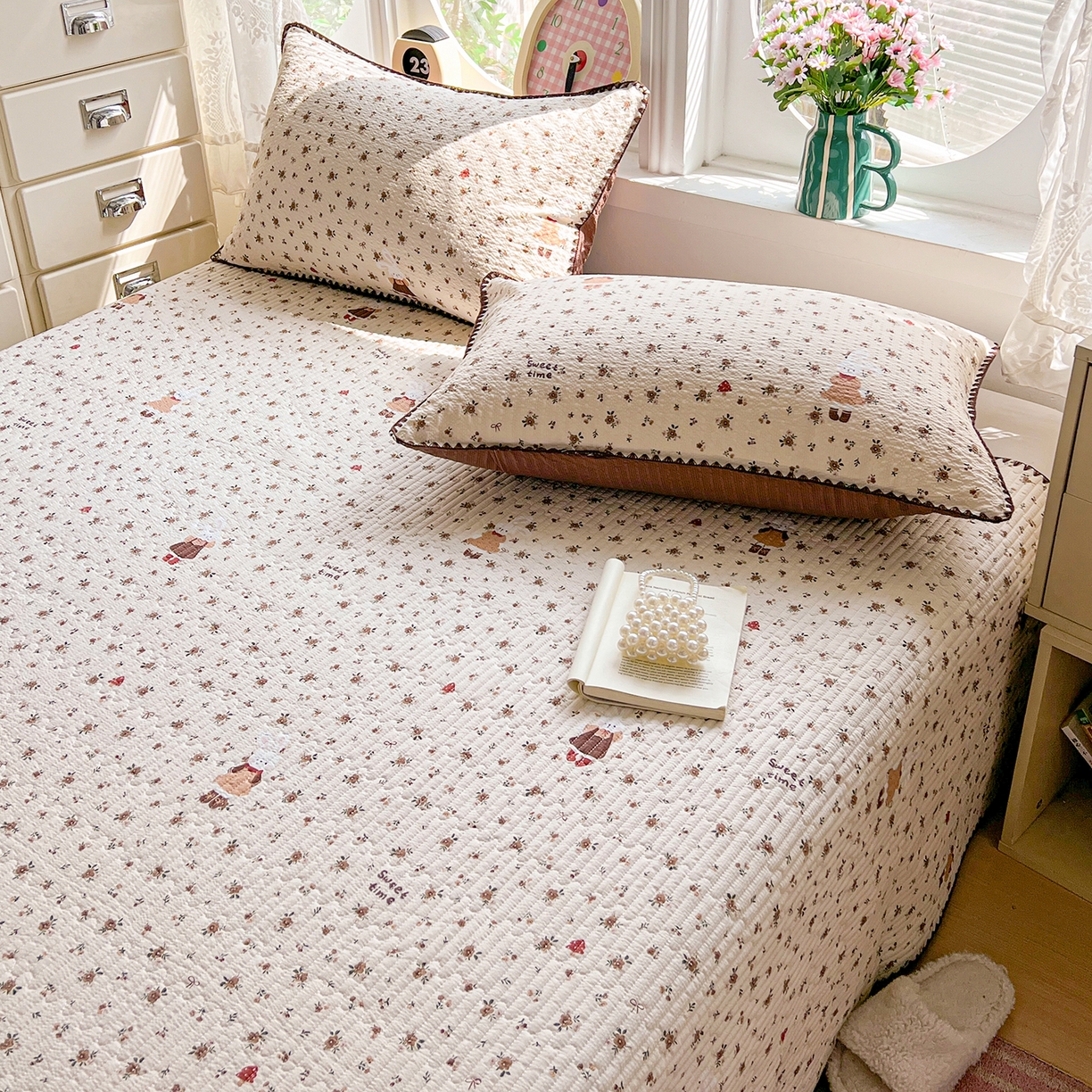 91家纺网 家纺一手货源 找家纺 恒尚居 2026新款A类贝壳绣泡芙纱床盖四套件泡芙棉双层纱床垫床褥 花雨小兔