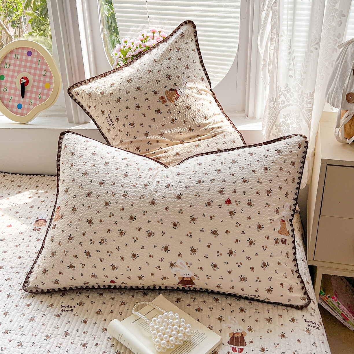 91家纺网 家纺一手货源 找家纺 恒尚居 2026新款A类贝壳绣泡芙纱床盖四套件泡芙棉双层纱床垫床褥 花雨小兔