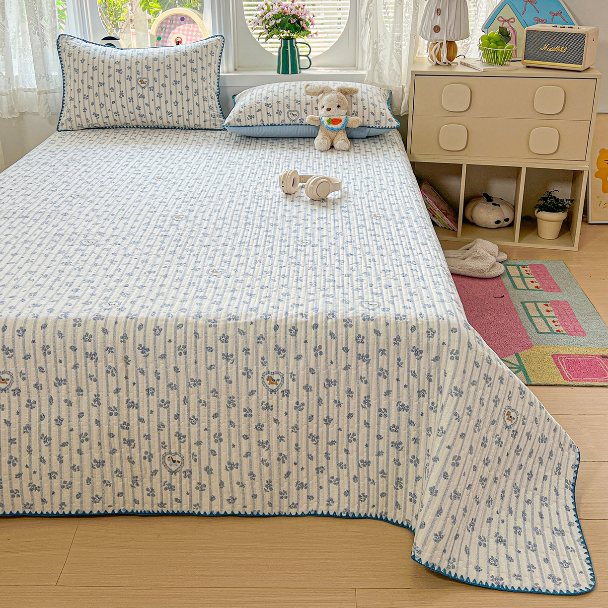 91家纺网 家纺一手货源 找家纺 恒尚居 2026新款A类贝壳绣泡芙纱床盖四套件泡芙棉双层纱床垫床褥 柔蓝爱心马