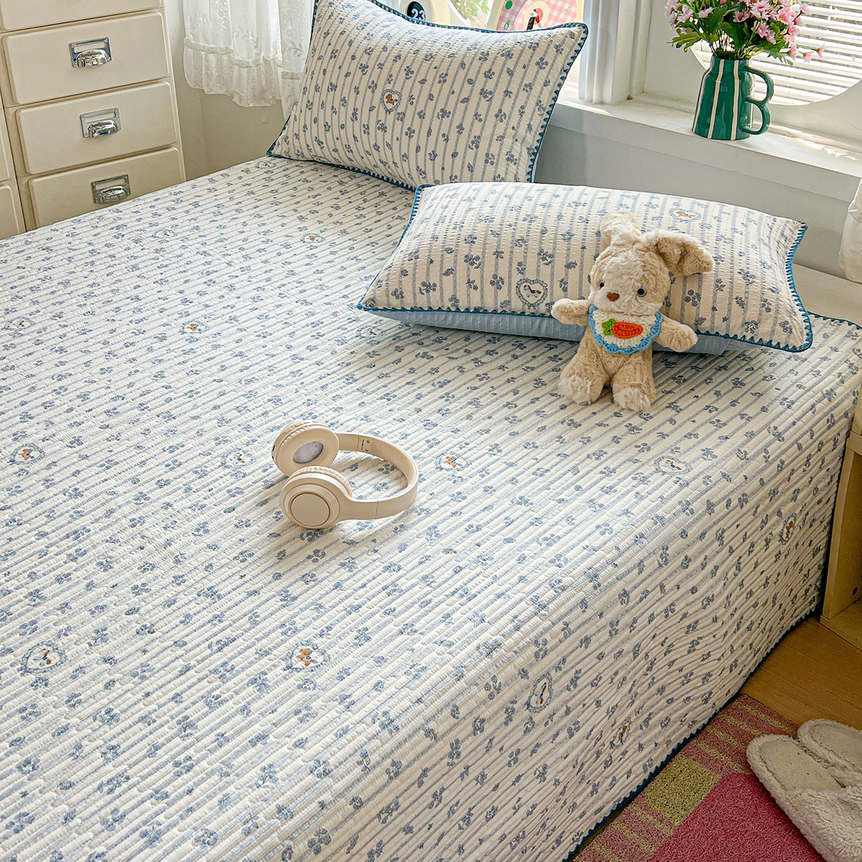 91家纺网 家纺一手货源 找家纺 恒尚居 2026新款A类贝壳绣泡芙纱床盖四套件泡芙棉双层纱床垫床褥 柔蓝爱心马