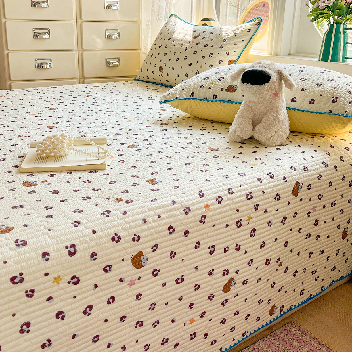 91家纺网 家纺一手货源 找家纺 恒尚居 2026新款A类贝壳绣泡芙纱床盖四套件泡芙棉双层纱床垫床褥 奶呼小猫