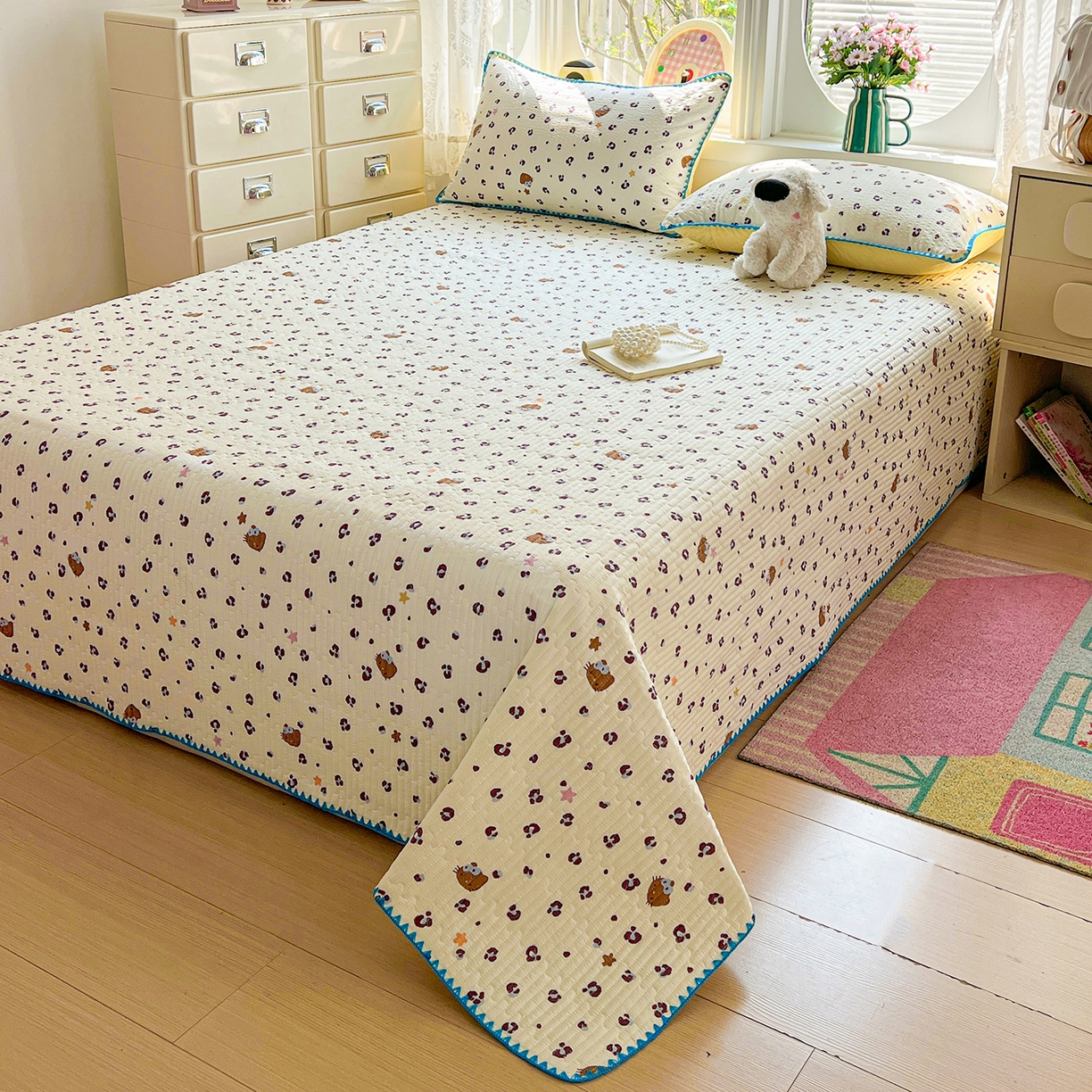 91家纺网 家纺一手货源 找家纺 恒尚居 2026新款A类贝壳绣泡芙纱床盖四套件泡芙棉双层纱床垫床褥 奶呼小猫